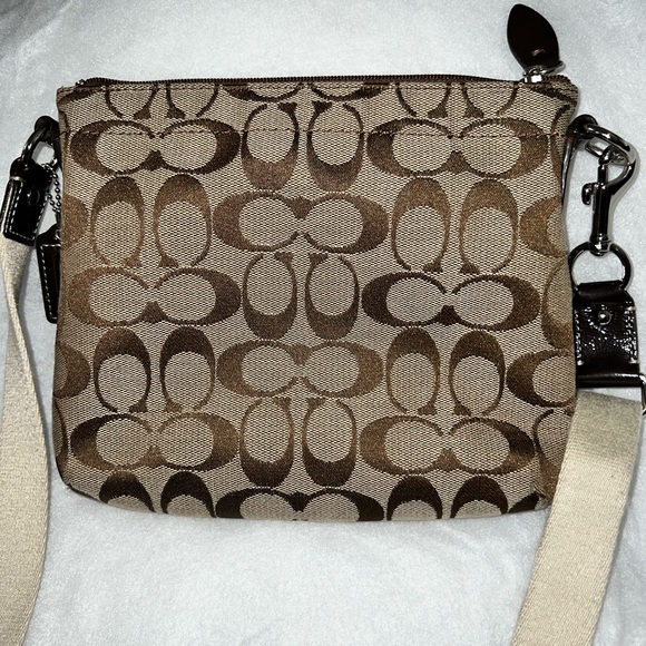 Coach Crossbody Bag - Picture 2 of 5